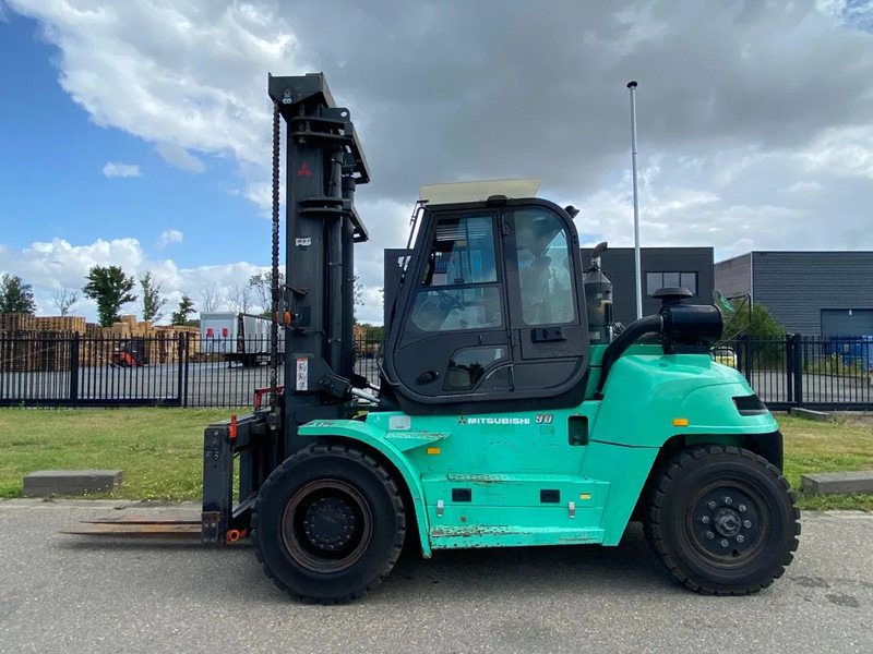 Mitsubishi FD90N - Dieselstapler: das Bild 2 Mitsubishi FD90N - Dieselstapler: das Bild 2