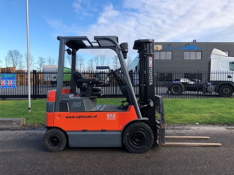 Toyota 7FBMF25 - Elektrostapler: das Bild 1 Toyota 7FBMF25 - Elektrostapler: das Bild 1