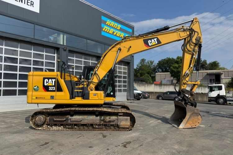 CATERPILLAR | 323NG GPS 4x Schaufeln - Kettenbagger: das Bild 3 CATERPILLAR | 323NG GPS 4x Schaufeln - Kettenbagger: das Bild 3