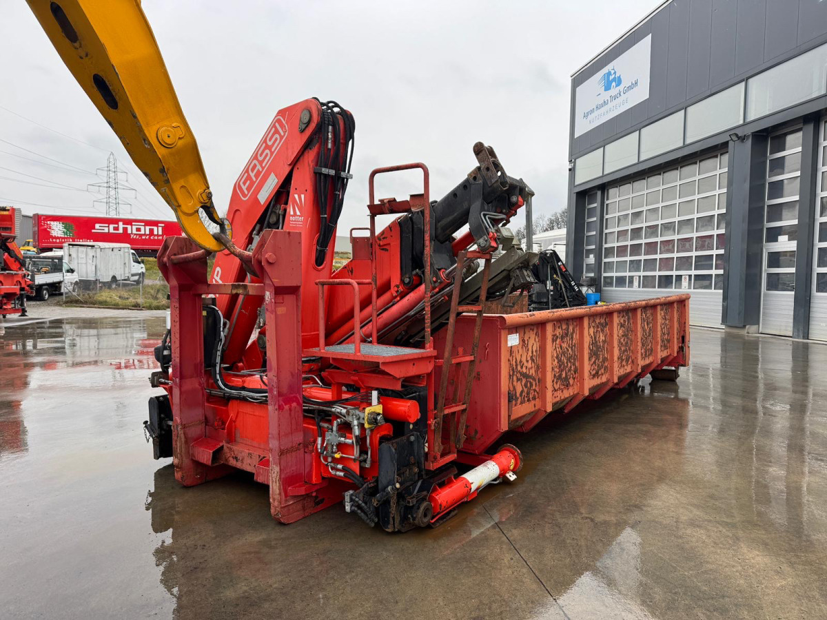 FASSI F210/5 Greiferleitung Hakenpalette - Abrollcontainer: das Bild 1 FASSI F210/5 Greiferleitung Hakenpalette - Abrollcontainer: das Bild 1
