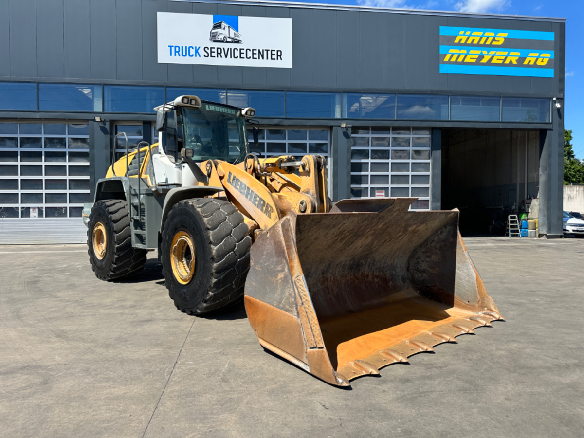 LIEBHERR 586 2plus2 - Radlader: das Bild 4 LIEBHERR 586 2plus2 - Radlader: das Bild 4