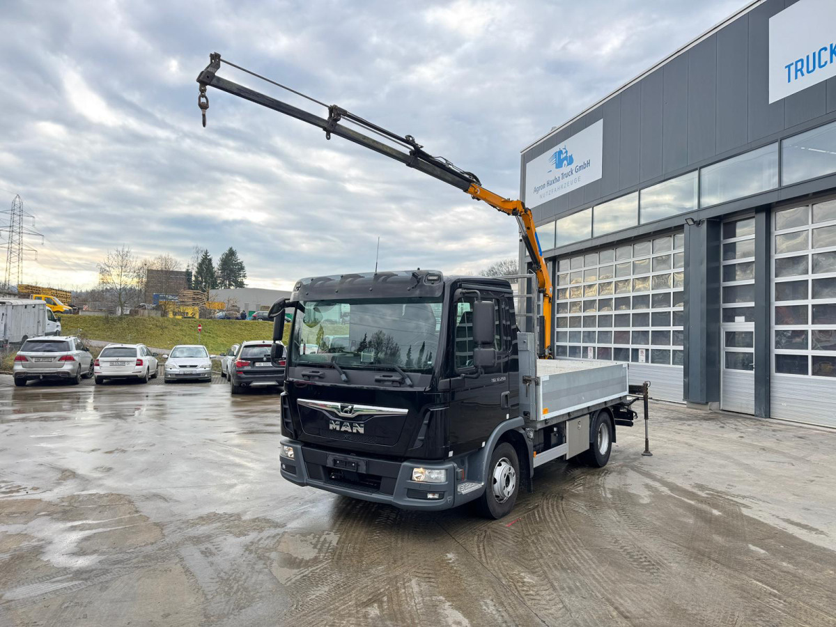 MAN TGL 12.250 Effer 35/3 - Autokran: das Bild 2 MAN TGL 12.250 Effer 35/3 - Autokran: das Bild 2
