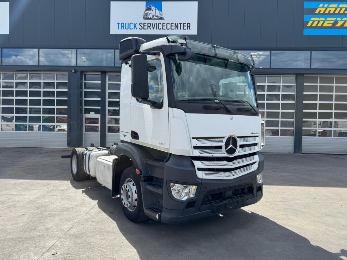 MERCEDES Antos 1851 4x2 - Fahrgestell LKW: das Bild 3 MERCEDES Antos 1851 4x2 - Fahrgestell LKW: das Bild 3