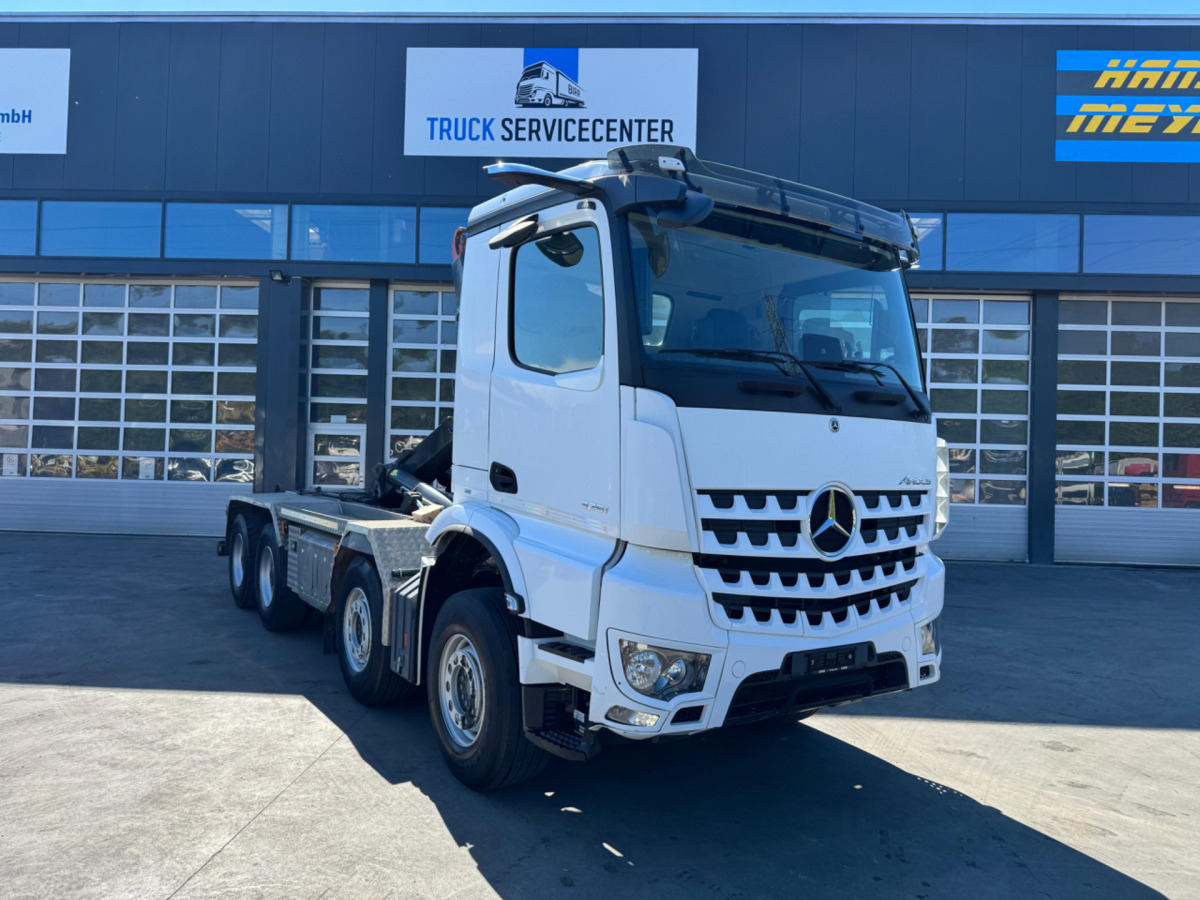MERCEDES Arocs 3251 8x4 - Abrollkipper: das Bild 3 MERCEDES Arocs 3251 8x4 - Abrollkipper: das Bild 3