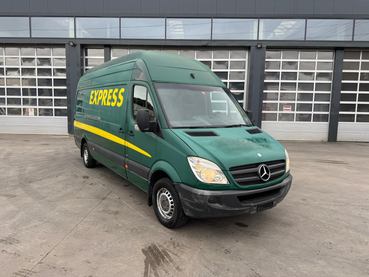 MERCEDES Sprinter 316CDI - Kastenwagen: das Bild 2 MERCEDES Sprinter 316CDI - Kastenwagen: das Bild 2
