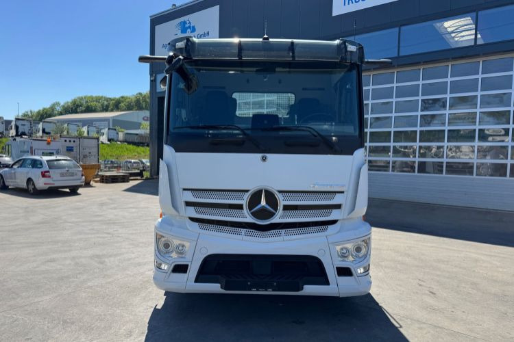 Mercedes-Benz Actros 1843 4x2 Trösch - Kipper: das Bild 2 Mercedes-Benz Actros 1843 4x2 Trösch - Kipper: das Bild 2