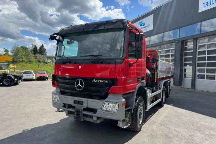 Mercedes-Benz Actros 2646 6x4/4 Fassi 275-8 Kipper - Autokran: das Bild 3 Mercedes-Benz Actros 2646 6x4/4 Fassi 275-8 Kipper - Autokran: das Bild 3