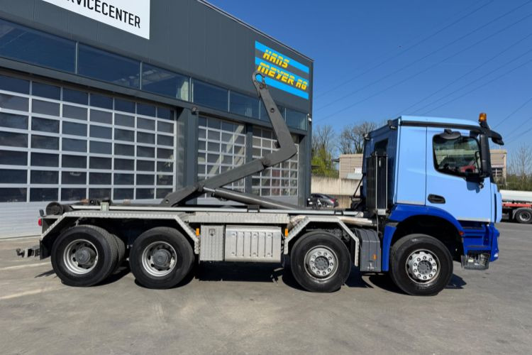 Mercedes-Benz Arocs 3246 Trösch Abroll 8x4 - Abrollkipper: das Bild 4 Mercedes-Benz Arocs 3246 Trösch Abroll 8x4 - Abrollkipper: das Bild 4