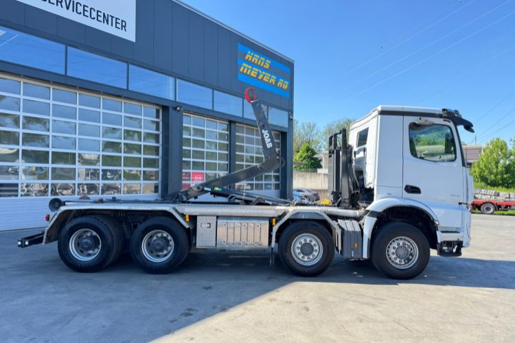 Mercedes-Benz Arocs 3251 8x4 - Abrollkipper: das Bild 4 Mercedes-Benz Arocs 3251 8x4 - Abrollkipper: das Bild 4