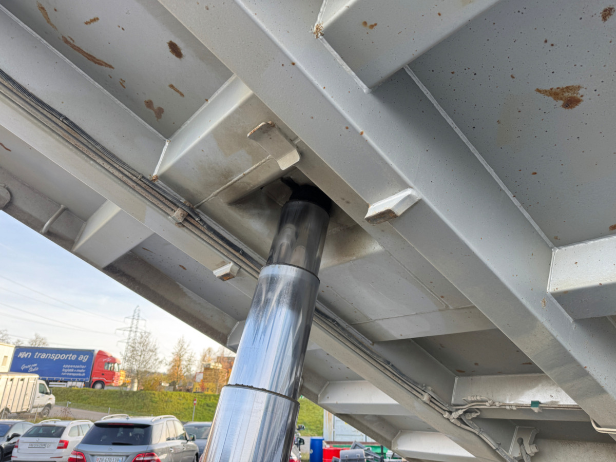 SCANIA G490 10x4 2S Moser - Kipper: das Bild 3 SCANIA G490 10x4 2S Moser - Kipper: das Bild 3