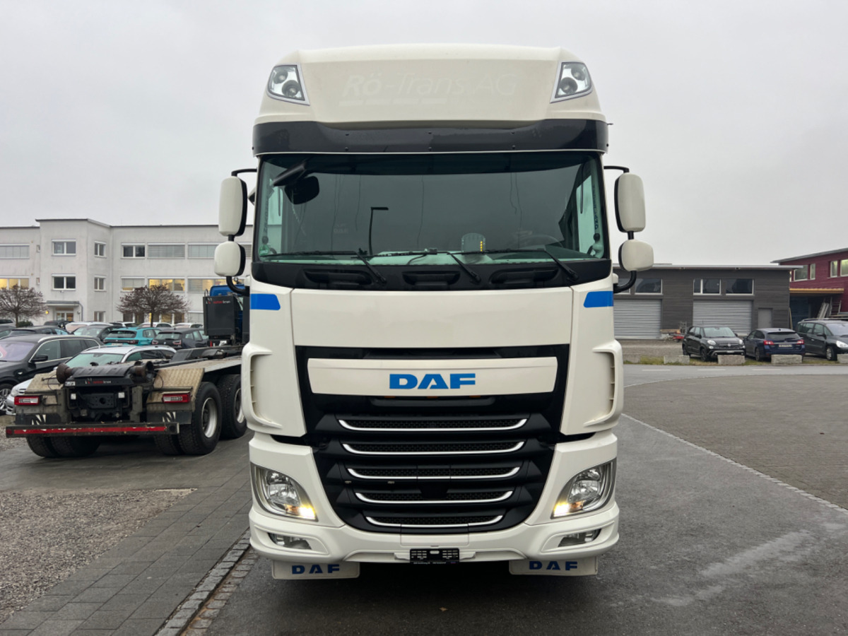 DAF XF460 SUPERSPACE - Sattelzugmaschine: das Bild 2 DAF XF460 SUPERSPACE - Sattelzugmaschine: das Bild 2