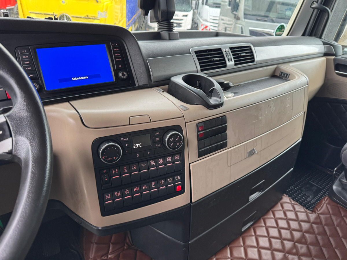 Sattelzugmaschine MAN TGX 18.460 GHH Kompressor: das Bild 14 Sattelzugmaschine MAN TGX 18.460 GHH Kompressor: das Bild 14
