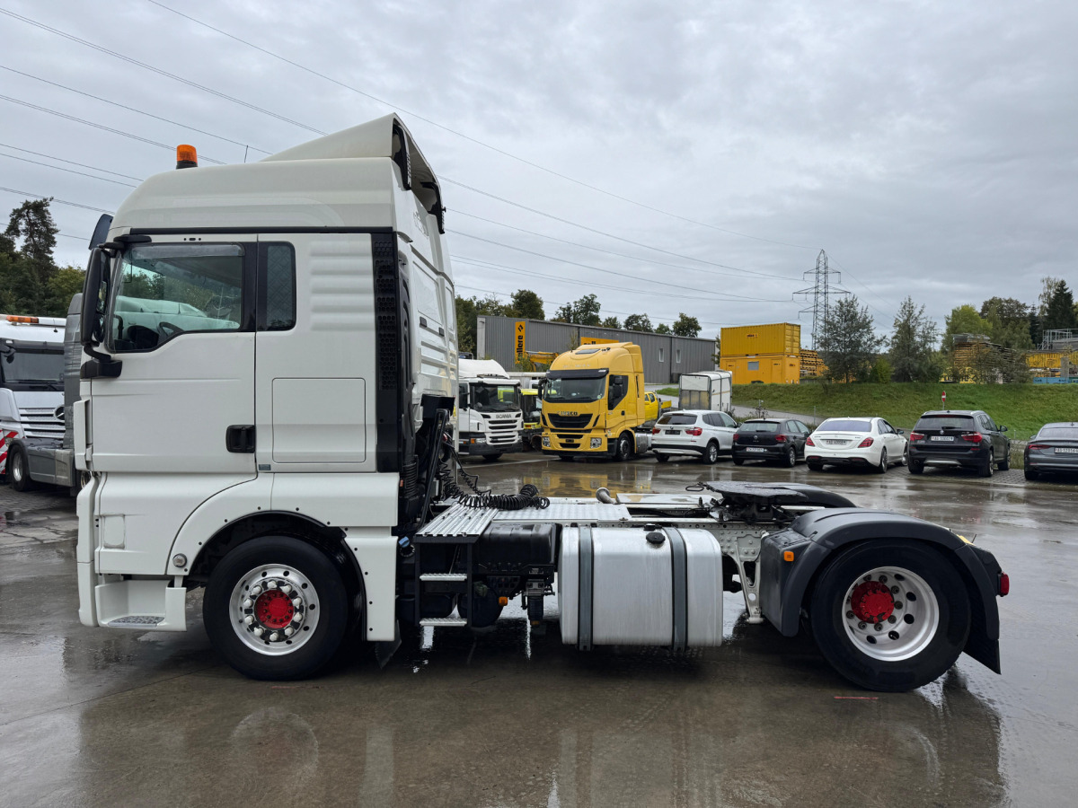 Sattelzugmaschine MAN TGX 18.460 GHH Kompressor: das Bild 8 Sattelzugmaschine MAN TGX 18.460 GHH Kompressor: das Bild 8