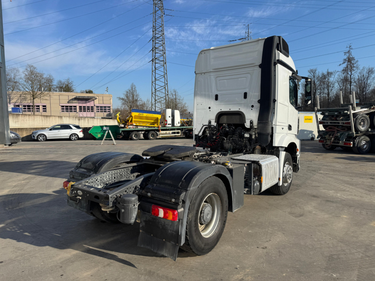 MERCEDES Arocs 1851 4x4H Kipphydraulik - Sattelzugmaschine: das Bild 4 MERCEDES Arocs 1851 4x4H Kipphydraulik - Sattelzugmaschine: das Bild 4