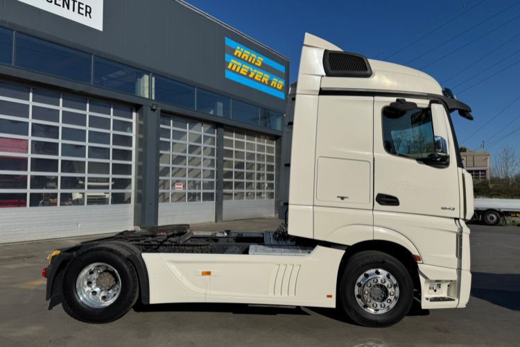 Mercedes-Benz Actros 1843 4x2 ADR - Sattelzugmaschine: das Bild 4 Mercedes-Benz Actros 1843 4x2 ADR - Sattelzugmaschine: das Bild 4