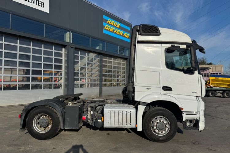 Mercedes-Benz Arocs 1851 4x4H Kipphydraulik - Sattelzugmaschine: das Bild 3 Mercedes-Benz Arocs 1851 4x4H Kipphydraulik - Sattelzugmaschine: das Bild 3
