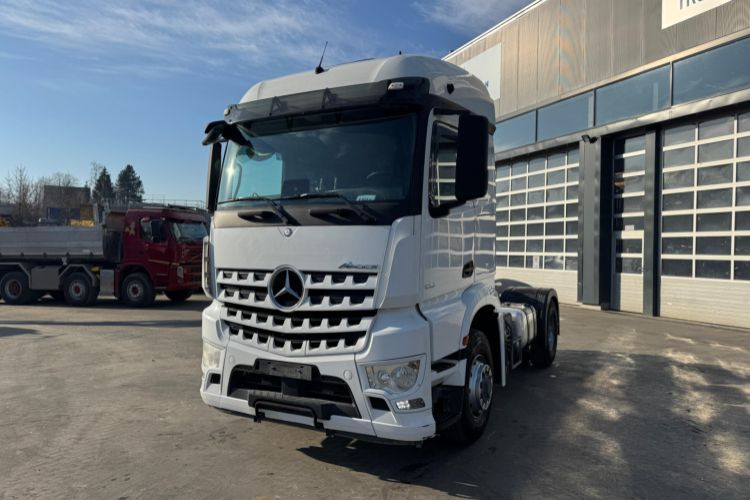 Mercedes-Benz Arocs 1851 4x4H Kipphydraulik - Sattelzugmaschine: das Bild 1 Mercedes-Benz Arocs 1851 4x4H Kipphydraulik - Sattelzugmaschine: das Bild 1