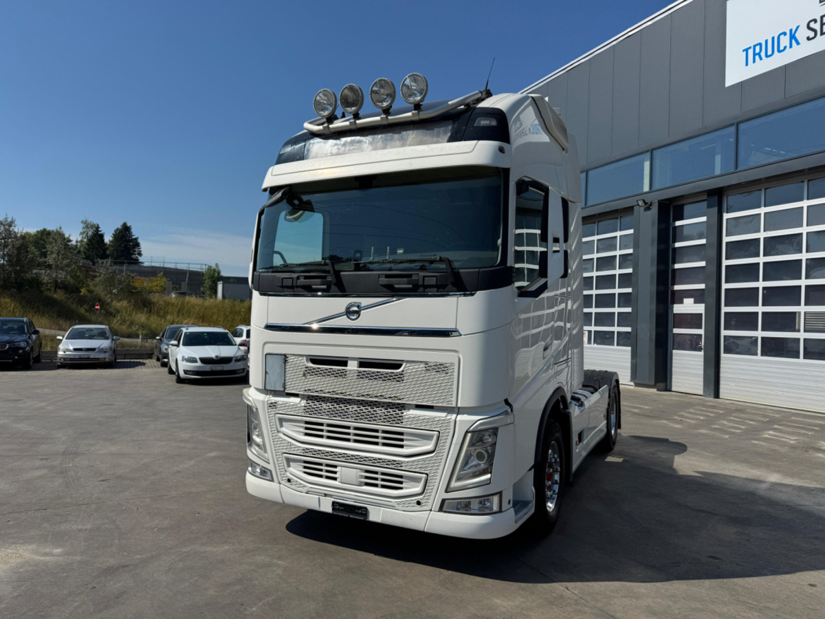 VOLVO FH-460 4x2 XXL - Sattelzugmaschine: das Bild 1 VOLVO FH-460 4x2 XXL - Sattelzugmaschine: das Bild 1
