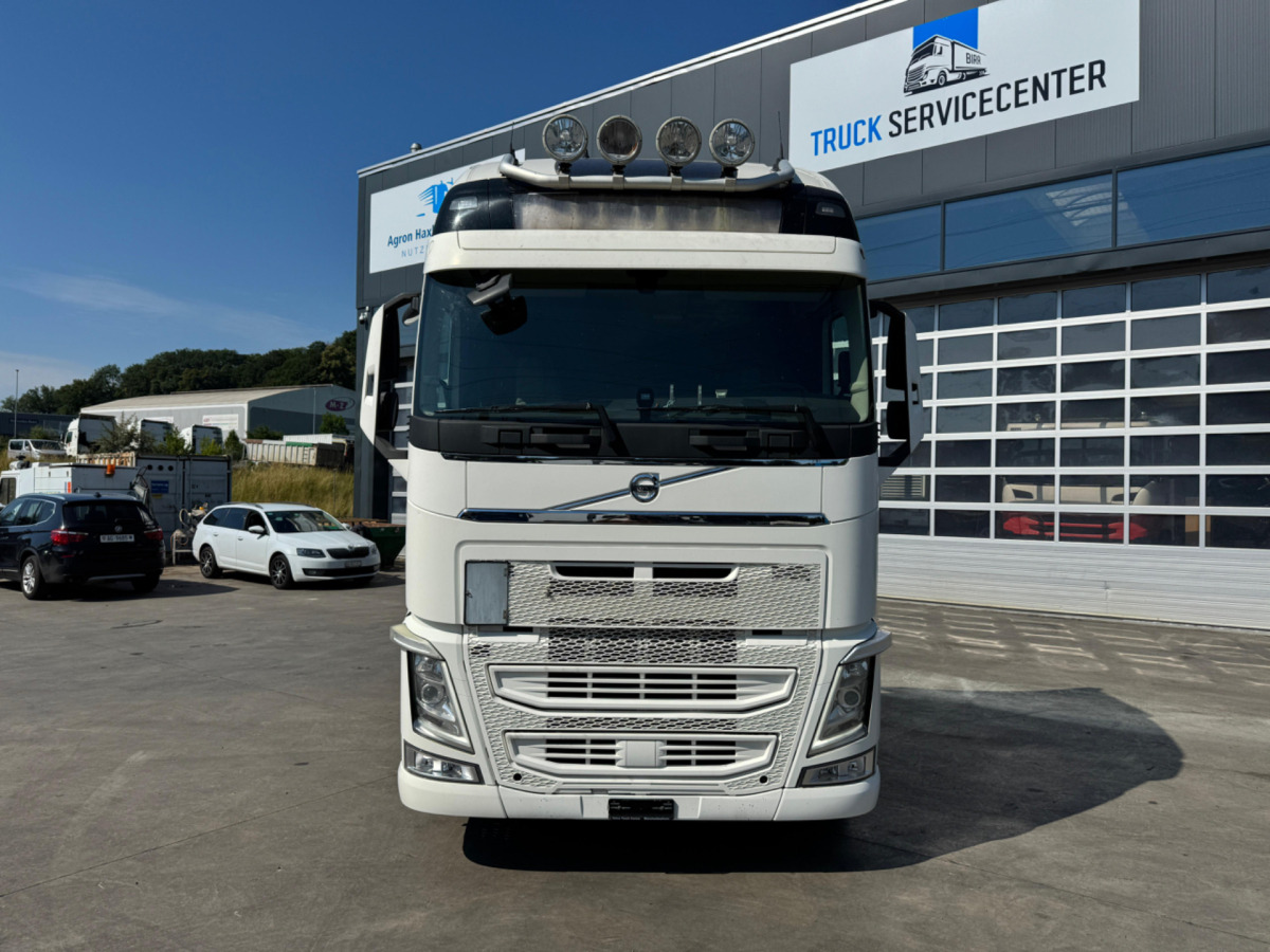 VOLVO FH-460 4x2 XXL - Sattelzugmaschine: das Bild 2 VOLVO FH-460 4x2 XXL - Sattelzugmaschine: das Bild 2