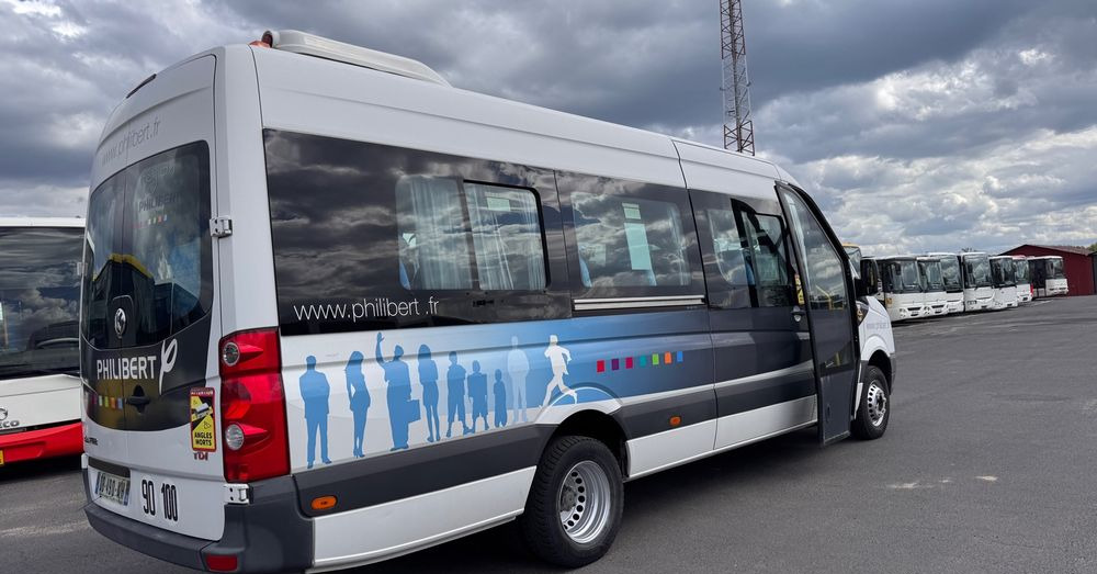 Volkswagen Crafter / KLIMATYZACJA / 23 miejsca / 128000km przebieg !!/ Cena:139000 zł netto - Kleinbus, Personentransporter: das Bild 2 Volkswagen Crafter / KLIMATYZACJA / 23 miejsca / 128000km przebieg !!/ Cena:139000 zł netto - Kleinbus, Personentransporter: das Bild 2