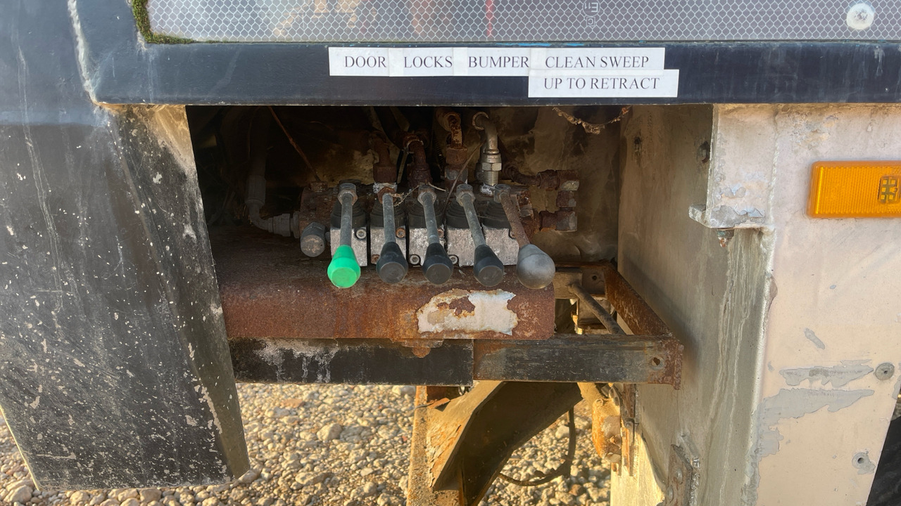 BMI WALKING FLOOR - Anhänger: das Bild 5 BMI WALKING FLOOR - Anhänger: das Bild 5