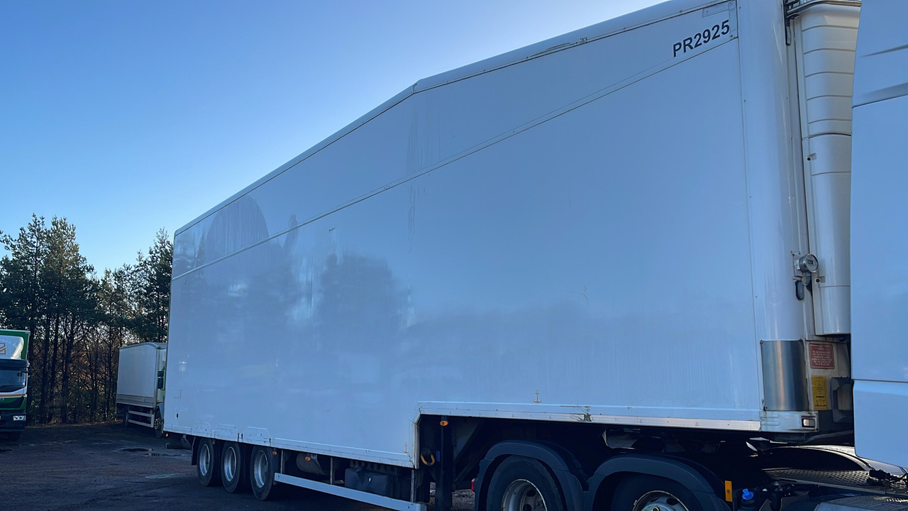 GRAY & ADAMS FRIDGE BOX DOUBLE DECK STEPFRAME - Anhänger: das Bild 1 GRAY & ADAMS FRIDGE BOX DOUBLE DECK STEPFRAME - Anhänger: das Bild 1