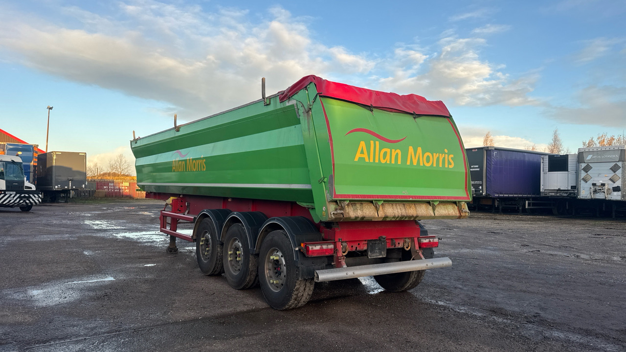 STAS TIPPER 'U' ROCKSTAR - Anhänger: das Bild 4 STAS TIPPER 'U' ROCKSTAR - Anhänger: das Bild 4