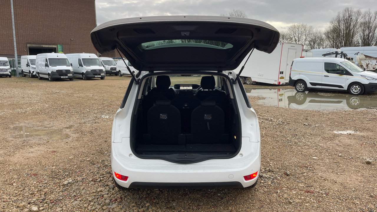 PKW CITROEN GRAND C4 PICASSO 1.6 BLUE HDI 100PS: das Bild 10 PKW CITROEN GRAND C4 PICASSO 1.6 BLUE HDI 100PS: das Bild 10