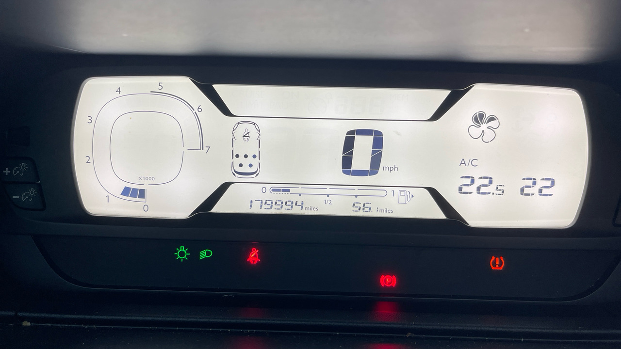 PKW CITROEN GRAND C4 PICASSO 1.6 BLUE HDI 100PS: das Bild 6 PKW CITROEN GRAND C4 PICASSO 1.6 BLUE HDI 100PS: das Bild 6