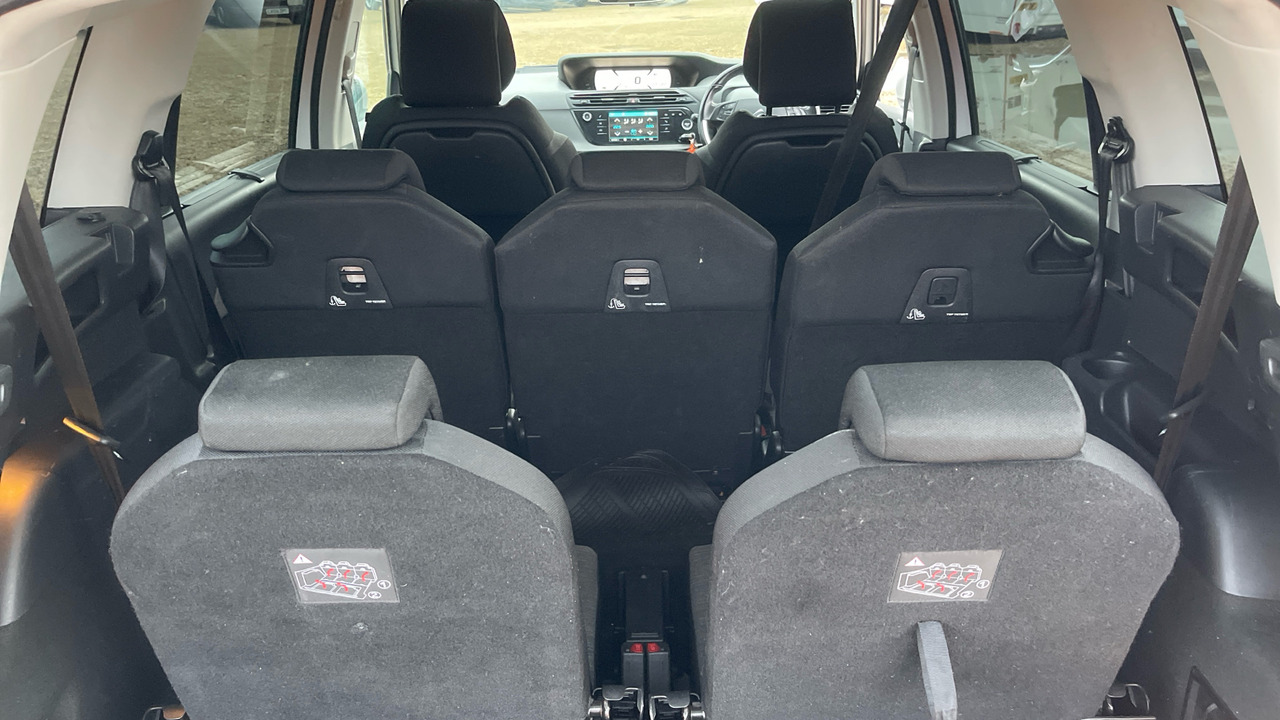 PKW CITROEN GRAND C4 PICASSO 1.6 BLUE HDI 100PS: das Bild 11 PKW CITROEN GRAND C4 PICASSO 1.6 BLUE HDI 100PS: das Bild 11