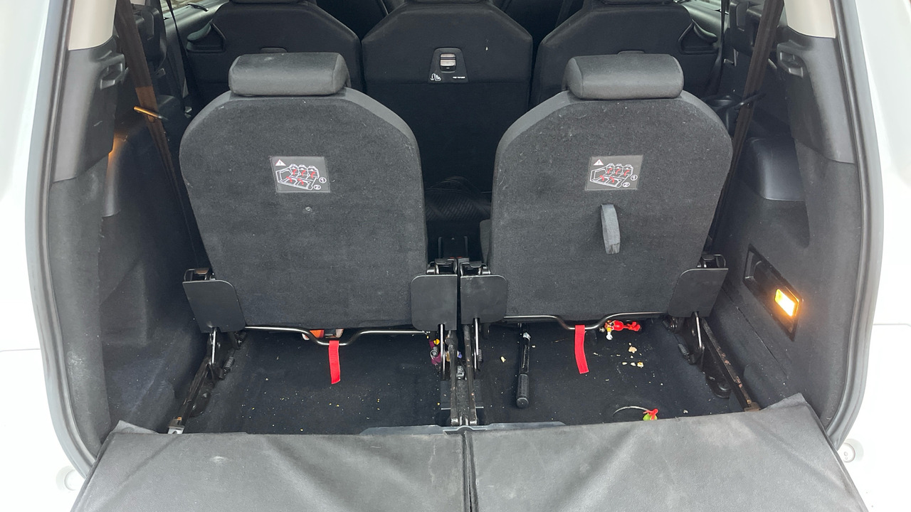 PKW CITROEN GRAND C4 PICASSO 1.6 BLUE HDI 100PS: das Bild 17 PKW CITROEN GRAND C4 PICASSO 1.6 BLUE HDI 100PS: das Bild 17