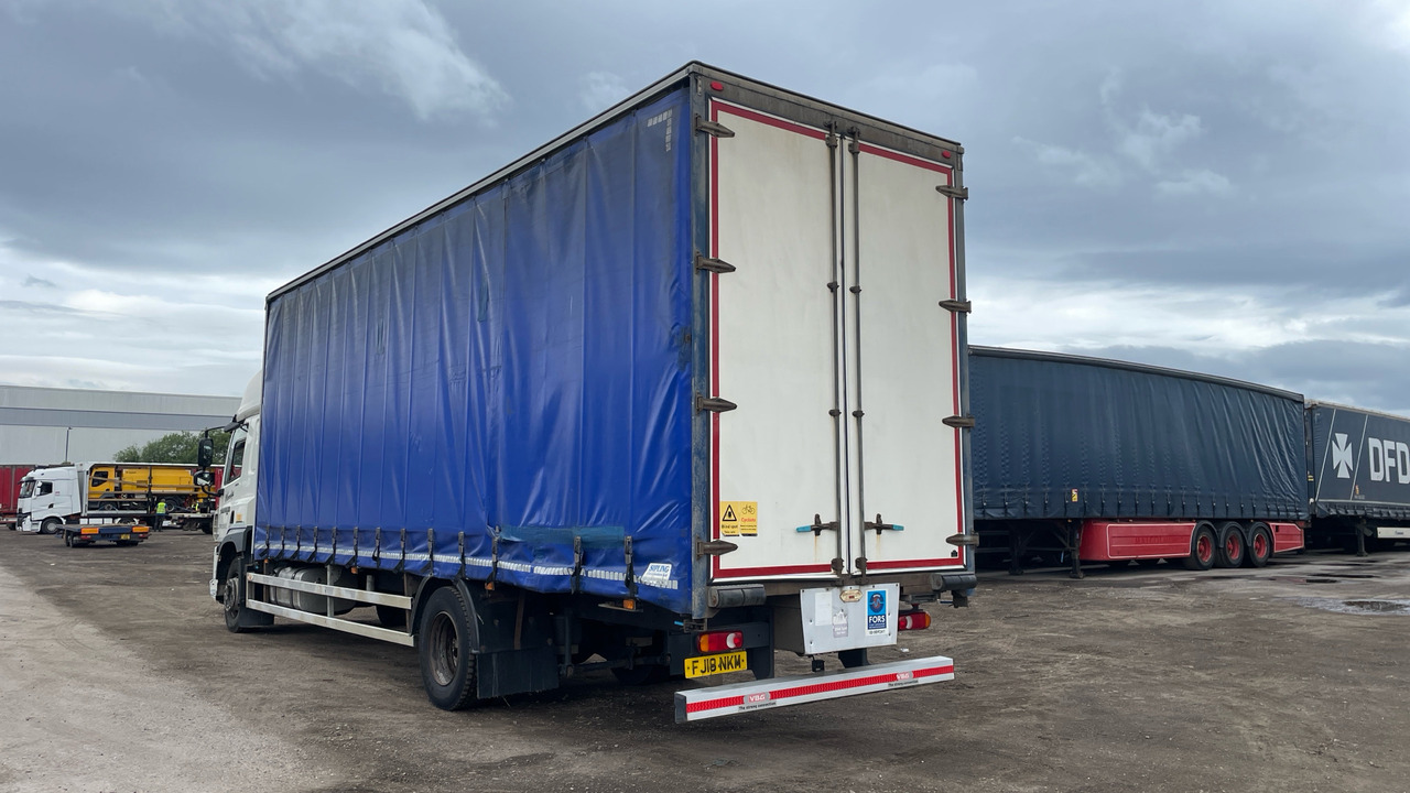 DAF CF 260 - Plane LKW: das Bild 3 DAF CF 260 - Plane LKW: das Bild 3