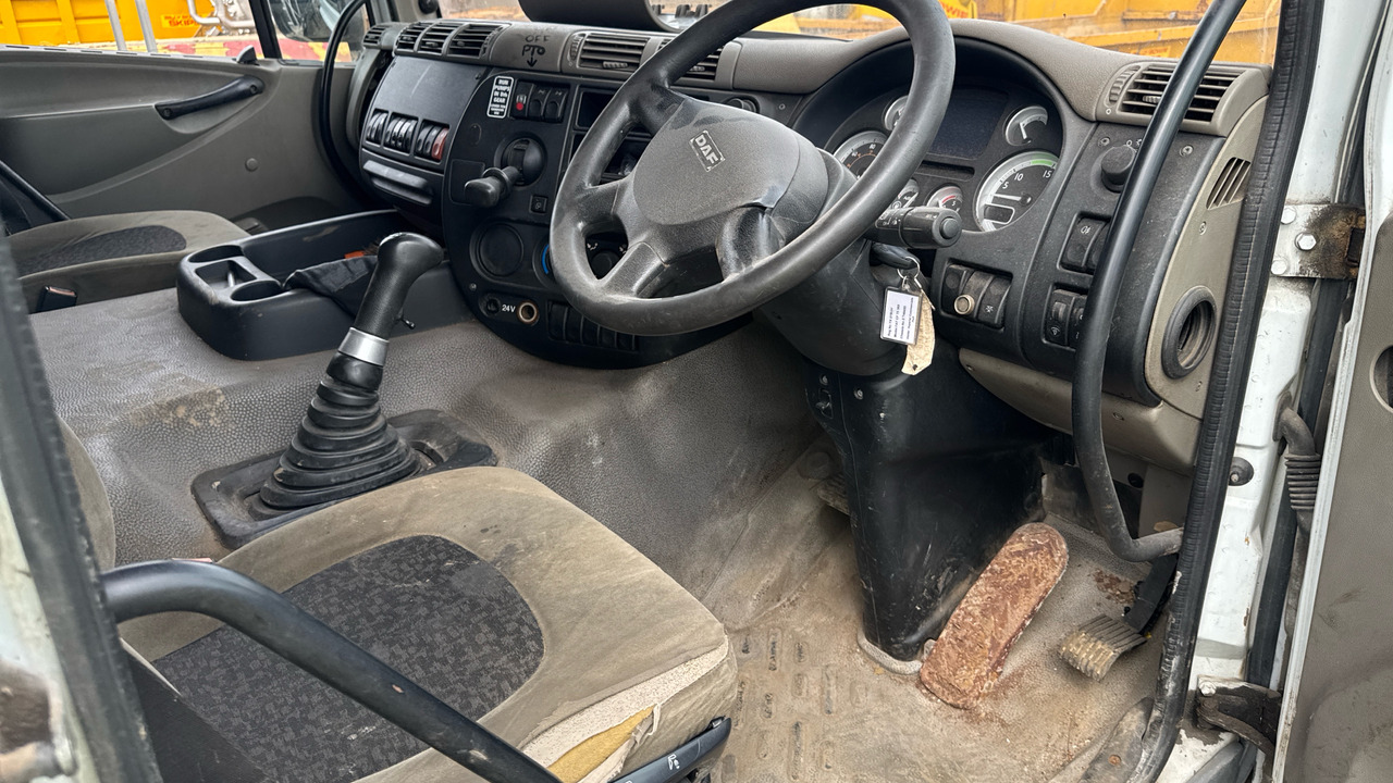DAF CF 75.360 - Saug-/ Spülfahrzeug: das Bild 5 DAF CF 75.360 - Saug-/ Spülfahrzeug: das Bild 5