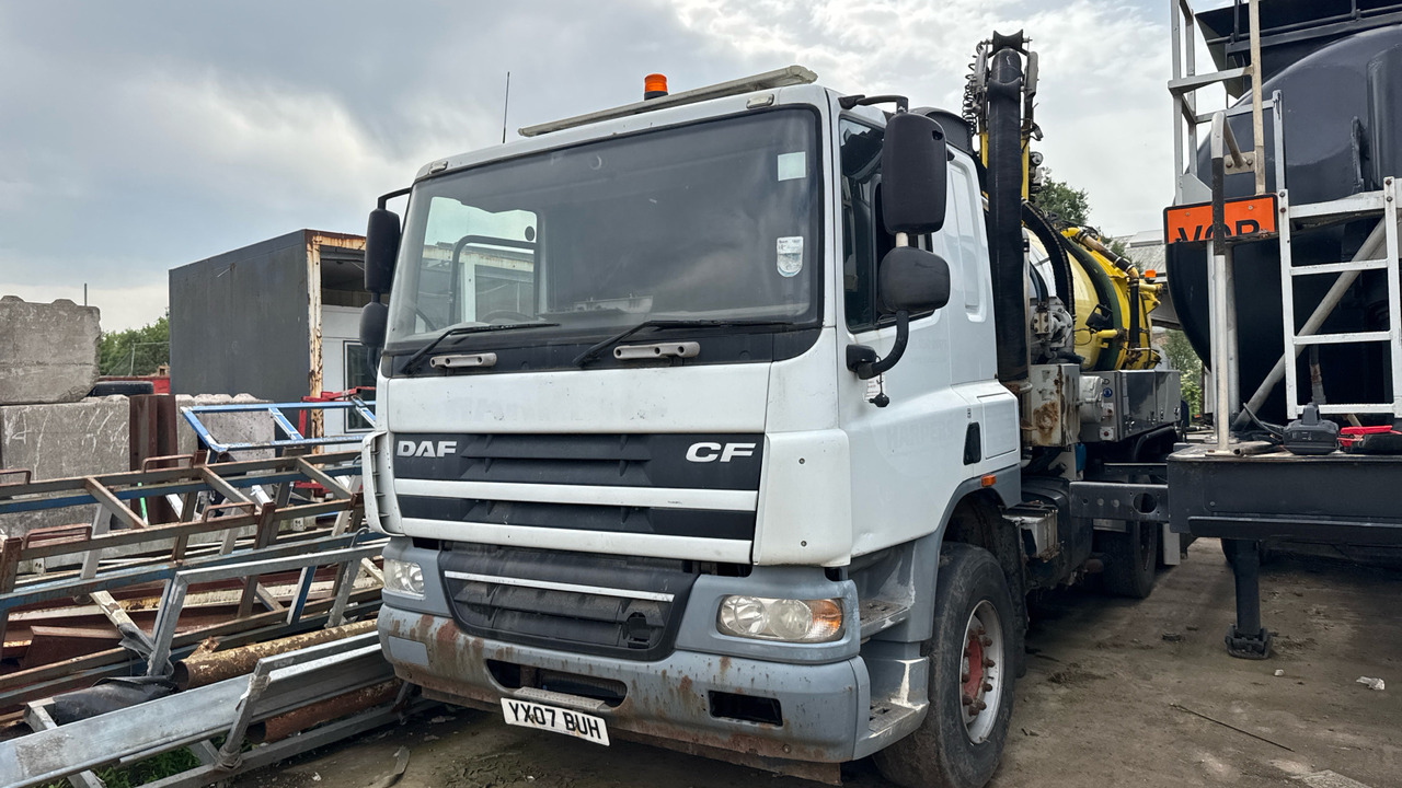 DAF CF 75.360 - Saug-/ Spülfahrzeug: das Bild 1 DAF CF 75.360 - Saug-/ Spülfahrzeug: das Bild 1
