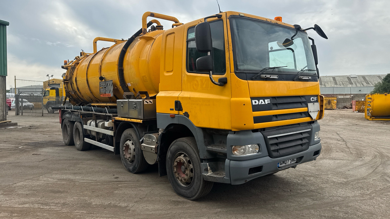 DAF CF 85.360 - Saug-/ Spülfahrzeug: das Bild 1 DAF CF 85.360 - Saug-/ Spülfahrzeug: das Bild 1