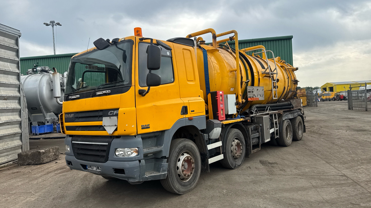 DAF CF 85.360 - Saug-/ Spülfahrzeug: das Bild 2 DAF CF 85.360 - Saug-/ Spülfahrzeug: das Bild 2