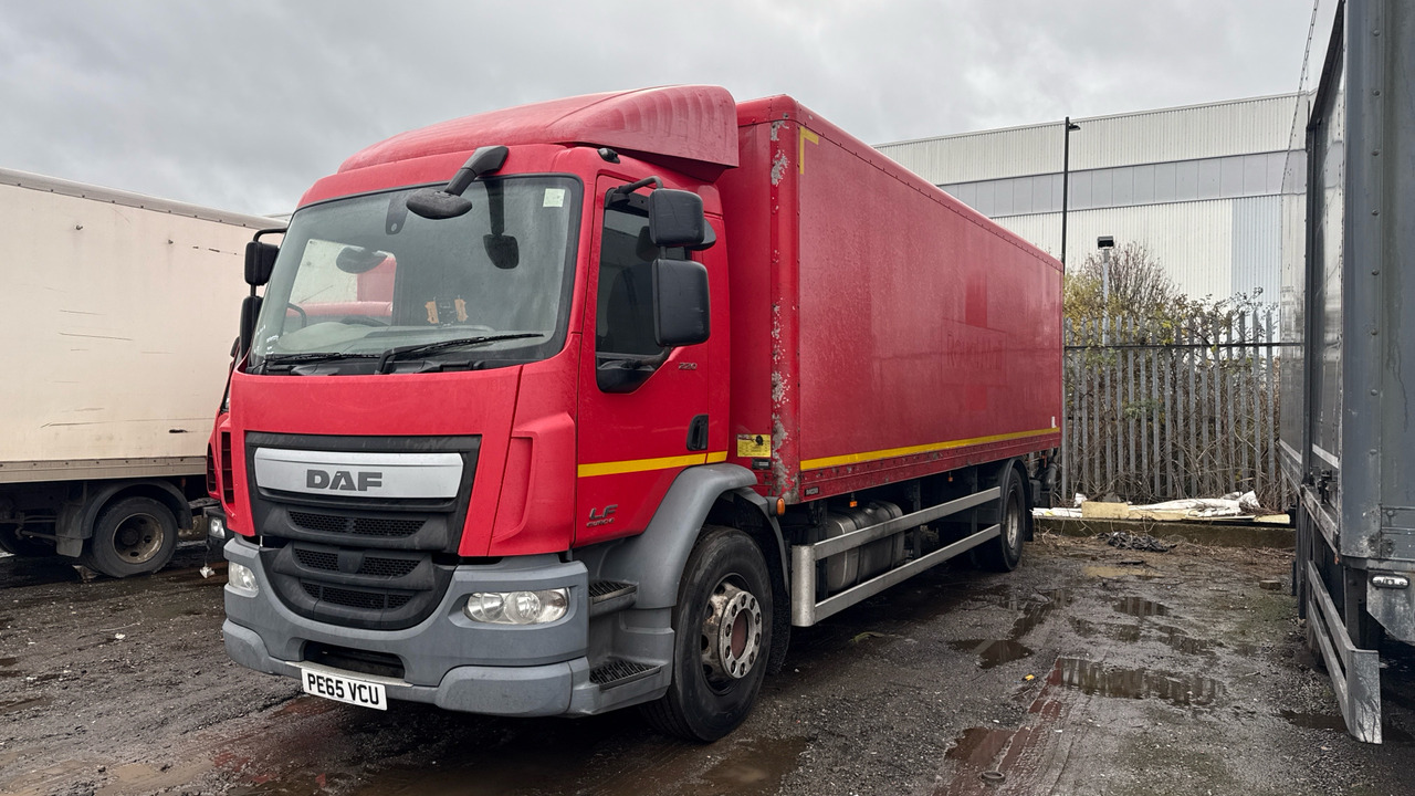 DAF LF 220 - Koffer LKW: das Bild 2 DAF LF 220 - Koffer LKW: das Bild 2