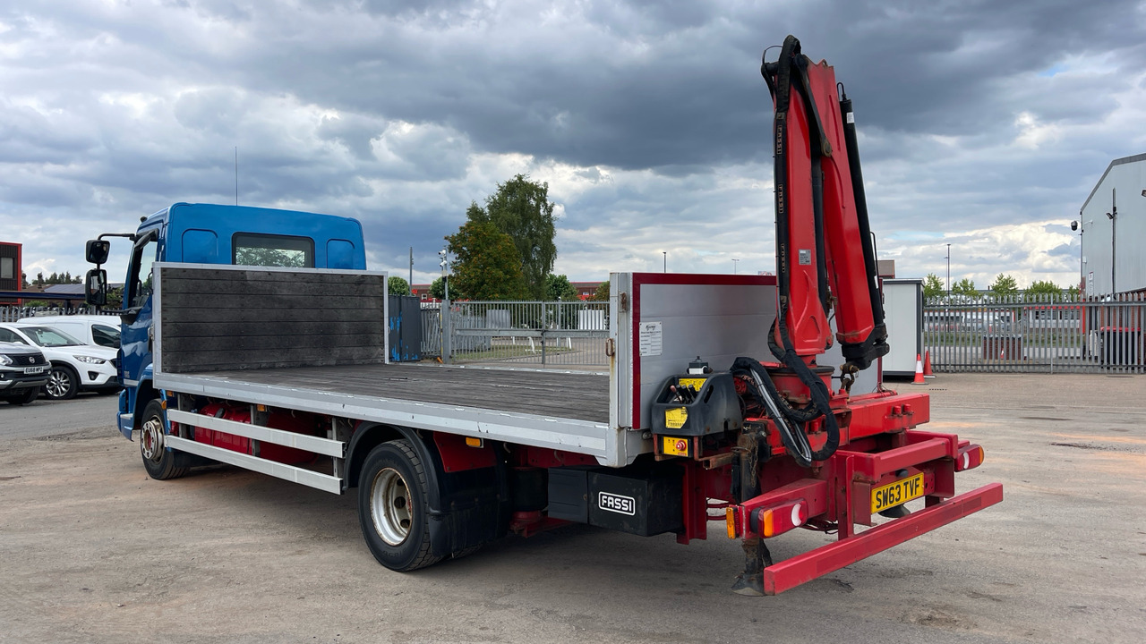 DAF LF 45.210 - Pritsche LKW, Autokran: das Bild 3 DAF LF 45.210 - Pritsche LKW, Autokran: das Bild 3