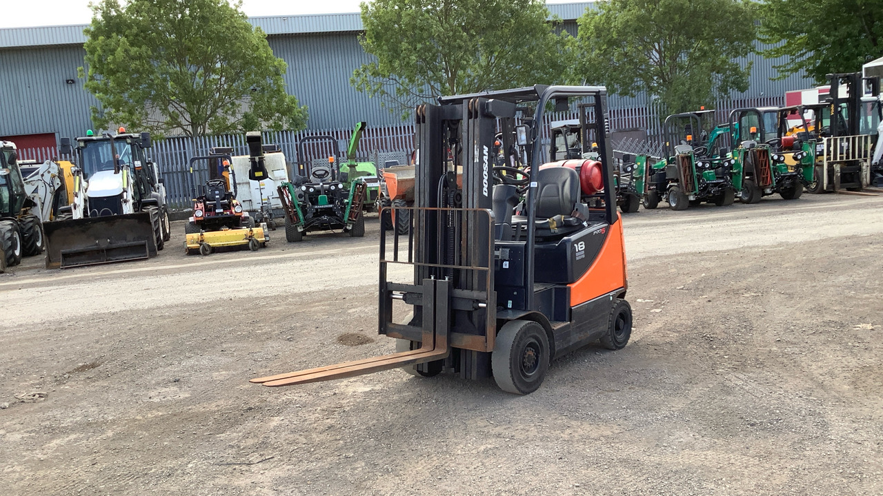 DOOSAN PRO5-18 - Treibgasstapler: das Bild 1 DOOSAN PRO5-18 - Treibgasstapler: das Bild 1