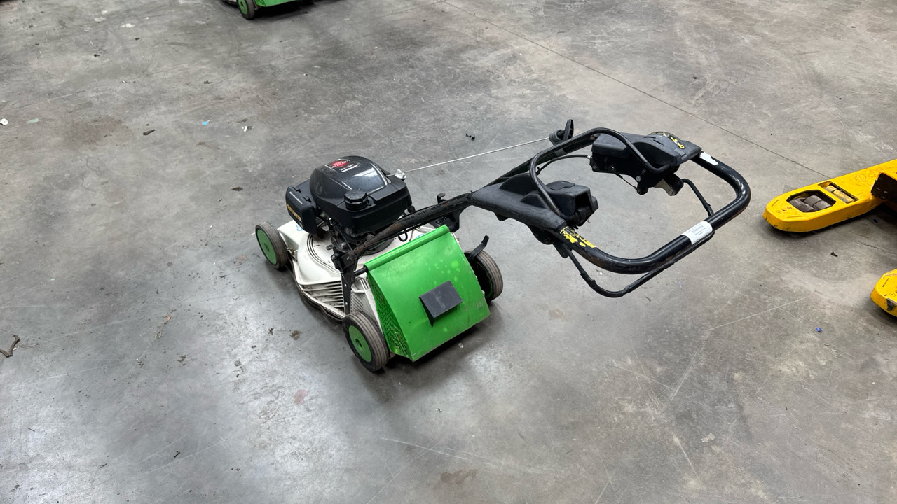 ETESIA PRO 46 PHCT - Baugeräte: das Bild 4 ETESIA PRO 46 PHCT - Baugeräte: das Bild 4