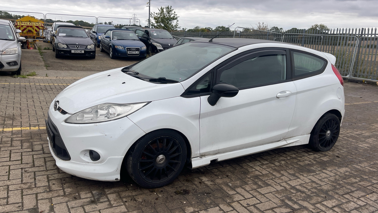 FORD FIESTA S 90 1.6 TDCI ZETEC - Schrägheck: das Bild 2 FORD FIESTA S 90 1.6 TDCI ZETEC - Schrägheck: das Bild 2