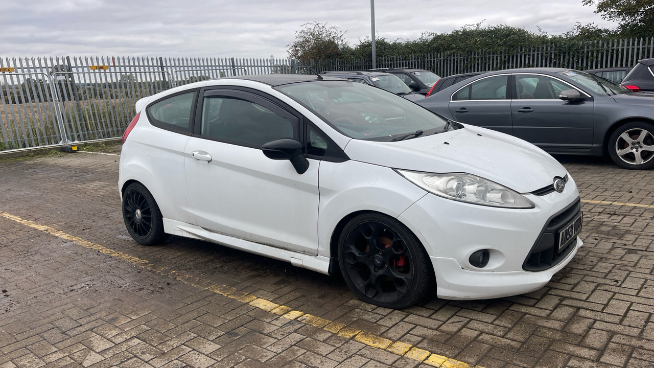 FORD FIESTA S 90 1.6 TDCI ZETEC - Schrägheck: das Bild 1 FORD FIESTA S 90 1.6 TDCI ZETEC - Schrägheck: das Bild 1