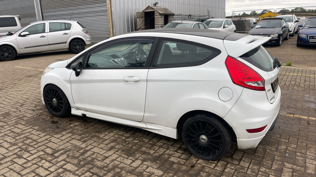 FORD FIESTA S 90 1.6 TDCI ZETEC - Schrägheck: das Bild 3 FORD FIESTA S 90 1.6 TDCI ZETEC - Schrägheck: das Bild 3