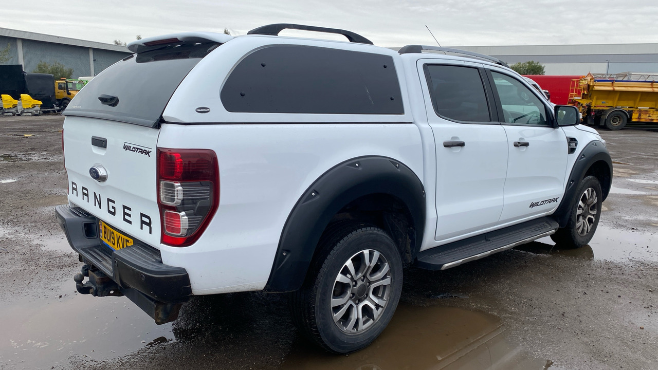 FORD RANGER Wildtrak 3.2 TDCi 200PS - Pick-up, Transporter mit Doppelkabine: das Bild 4 FORD RANGER Wildtrak 3.2 TDCi 200PS - Pick-up, Transporter mit Doppelkabine: das Bild 4