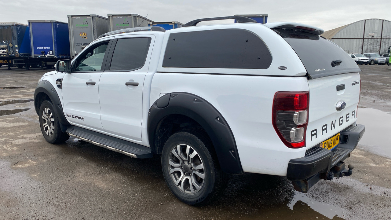 FORD RANGER Wildtrak 3.2 TDCi 200PS - Pick-up, Transporter mit Doppelkabine: das Bild 3 FORD RANGER Wildtrak 3.2 TDCi 200PS - Pick-up, Transporter mit Doppelkabine: das Bild 3