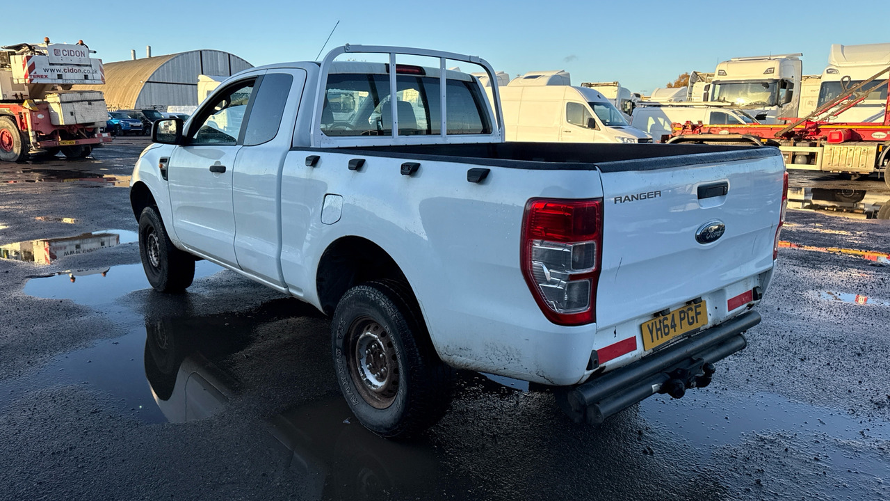 FORD RANGER XL 2.2 TDCi 150ps - Pick-up, Transporter mit Doppelkabine: das Bild 3 FORD RANGER XL 2.2 TDCi 150ps - Pick-up, Transporter mit Doppelkabine: das Bild 3