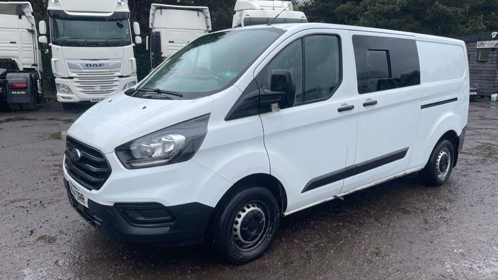 FORD TRANSIT CUSTOM 300 BASE 2.0 TDCI 105PS - Transporter mit Doppelkabine: das Bild 2 FORD TRANSIT CUSTOM 300 BASE 2.0 TDCI 105PS - Transporter mit Doppelkabine: das Bild 2