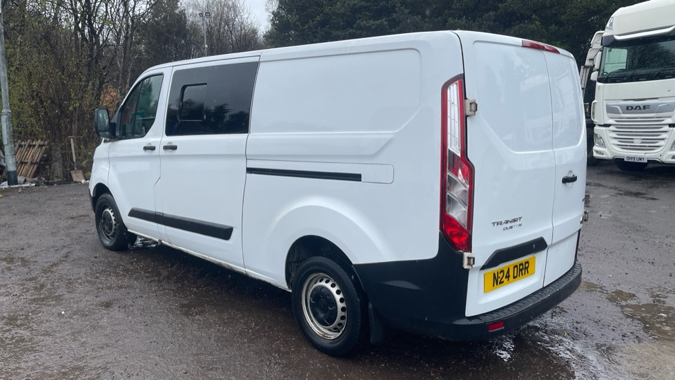 FORD TRANSIT CUSTOM 300 BASE 2.0 TDCI 105PS - Transporter mit Doppelkabine: das Bild 3 FORD TRANSIT CUSTOM 300 BASE 2.0 TDCI 105PS - Transporter mit Doppelkabine: das Bild 3