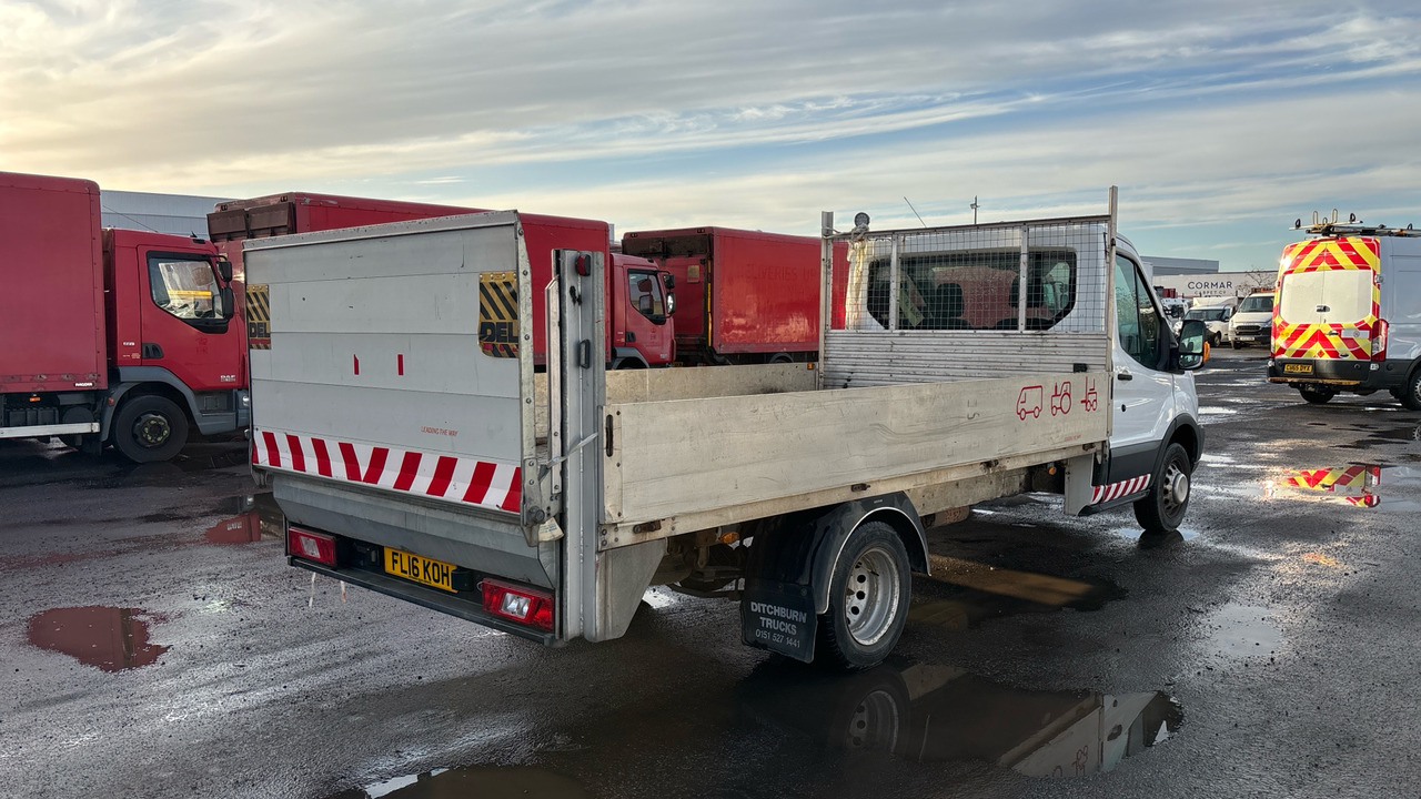 Ford Transit 350 2.2 TDCi 125ps - Pritsche Transporter: das Bild 4 Ford Transit 350 2.2 TDCi 125ps - Pritsche Transporter: das Bild 4