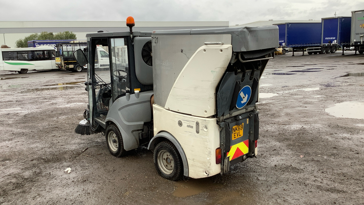 HAKO CITYMASTER 600 - Kehrmaschine: das Bild 4 HAKO CITYMASTER 600 - Kehrmaschine: das Bild 4